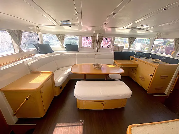 Lagoon 440 - Internal image