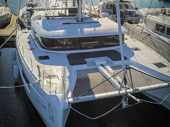 Lagoon 46  - External image