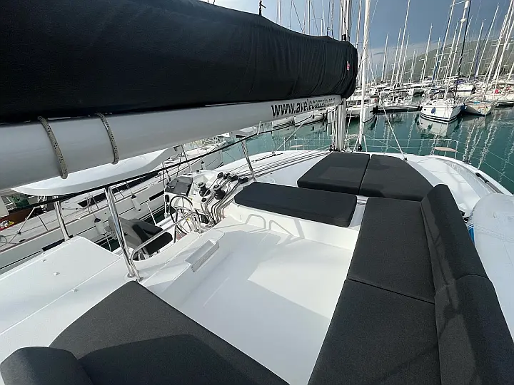 Lagoon 43 - 