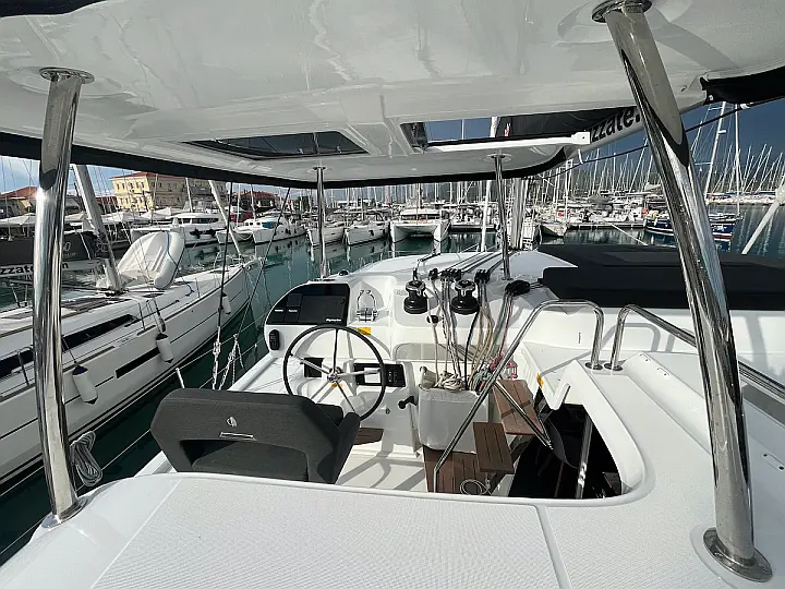 Lagoon 43 - 