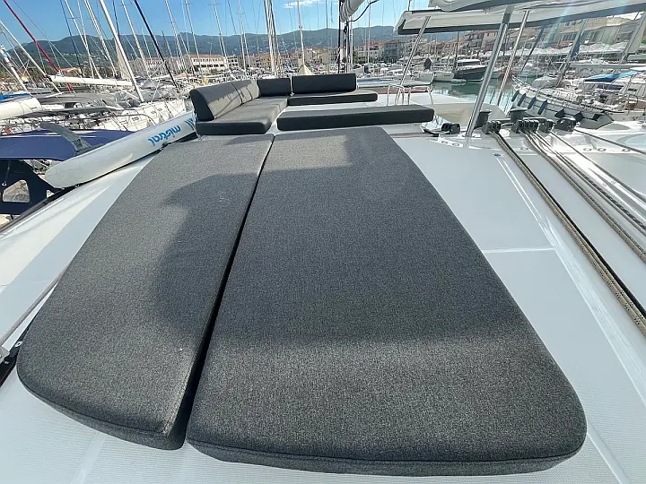 Lagoon 43 - 
