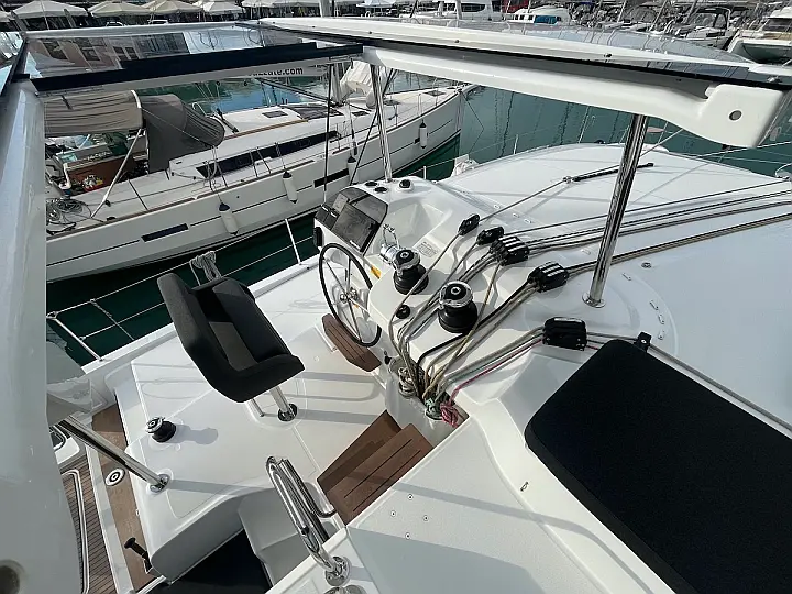 Lagoon 43 - 