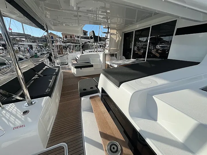 Lagoon 43 - 
