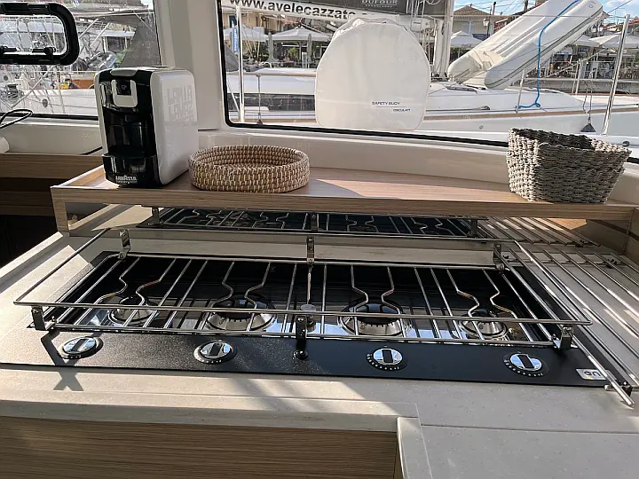 Lagoon 43 - 