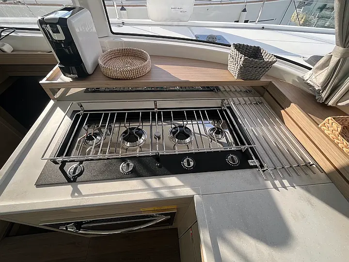 Lagoon 43 - 
