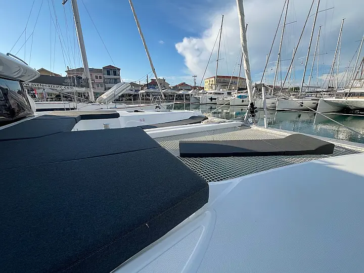 Lagoon 43 - 