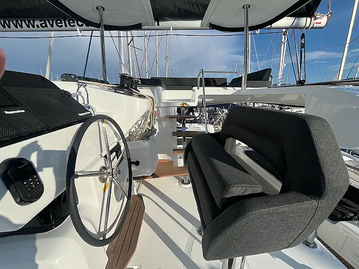 Lagoon 43 - 