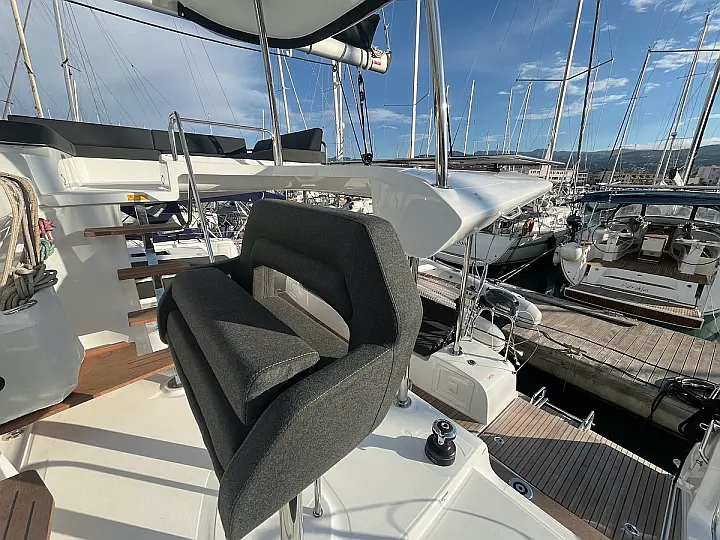 Lagoon 43 - 