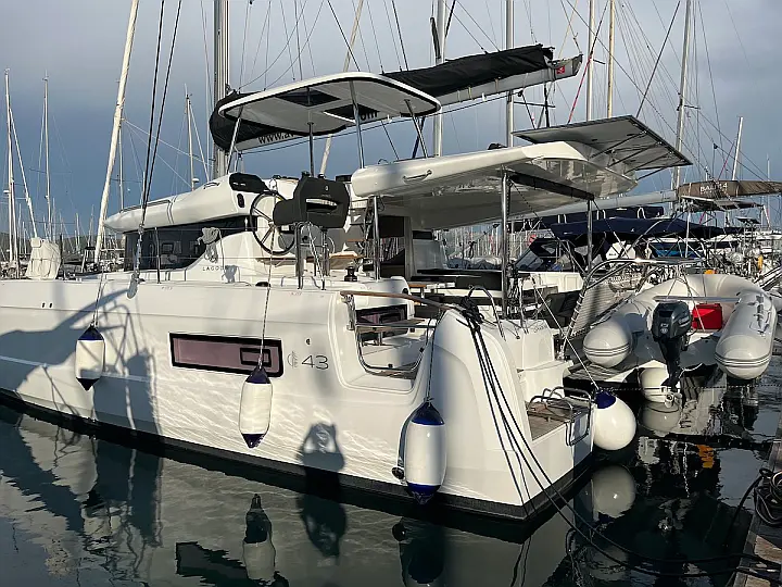 Lagoon 43 - 