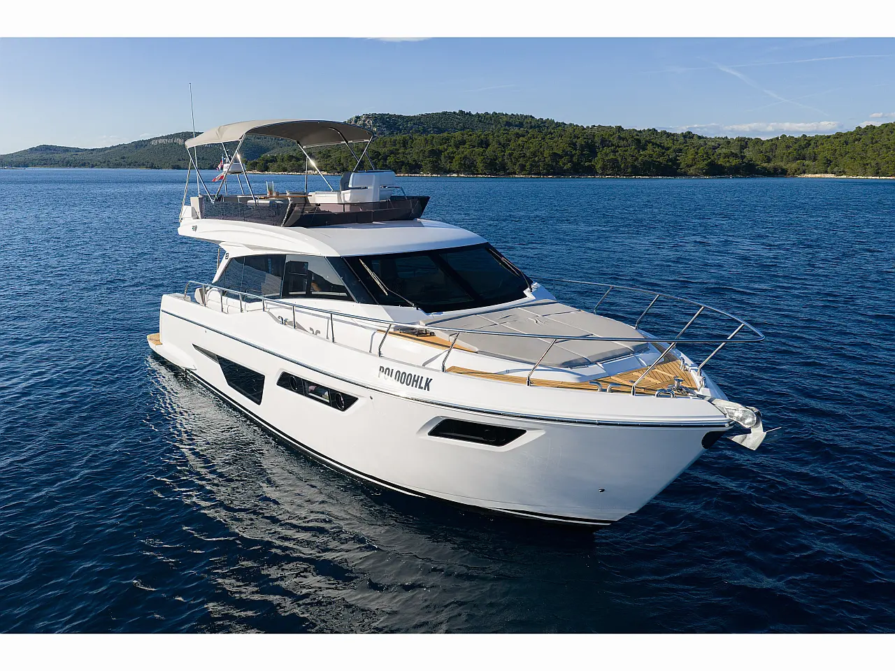 Ferretti 500