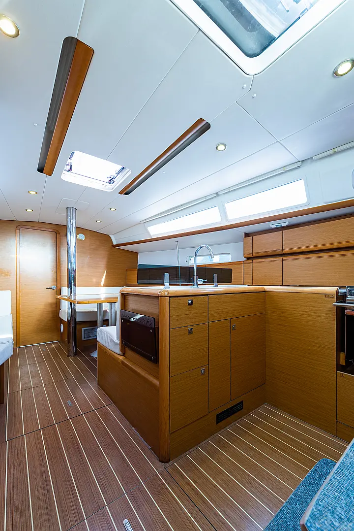Jeanneau Sun Odyssey 379 - 