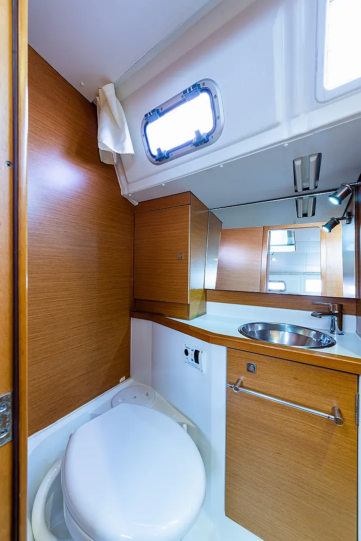 Jeanneau Sun Odyssey 379 - 