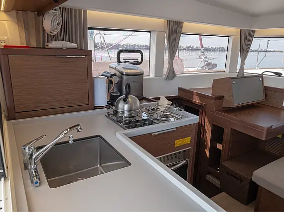 Lagoon 40 - Internal image