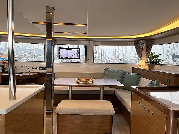 Lagoon 46 - 