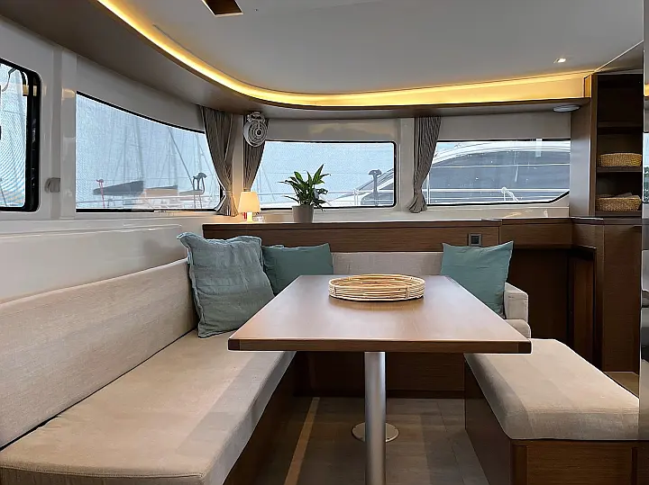 Lagoon 46 - 