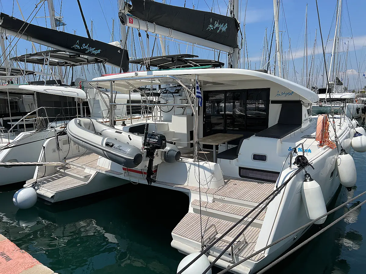 Lagoon 42 4