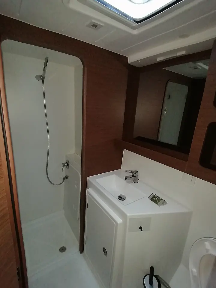 Lagoon 42 - 