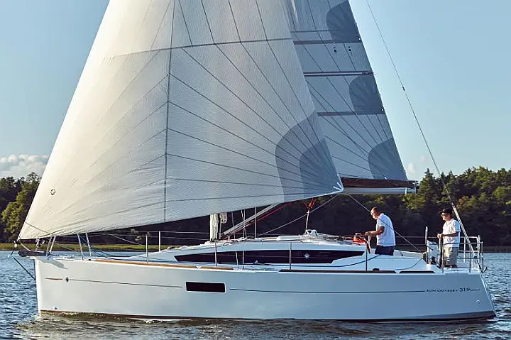 Sun Odyssey 319 - 