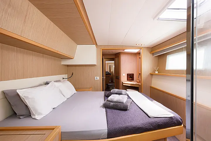 Lagoon 52 - 