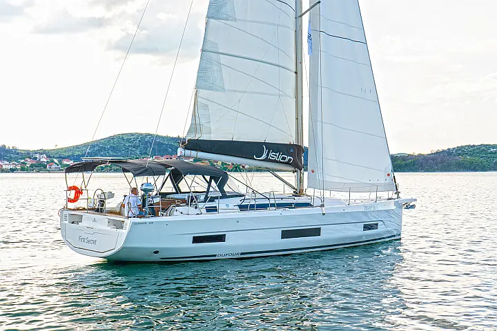 Dufour 470 - 