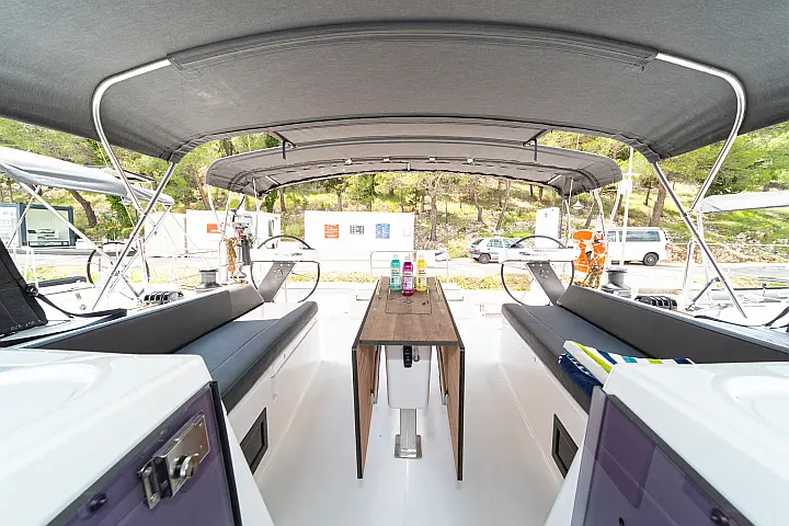 Dufour 470 - 
