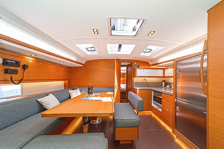 Dufour 470 - 
