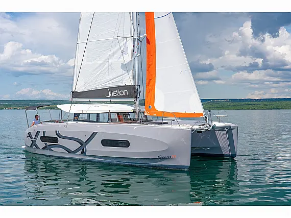 Excess 11 - External image