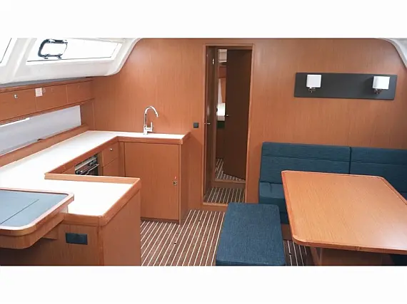 Bavaria 51 Cruiser - Internal image