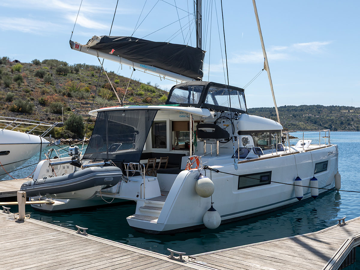 Lagoon 40 4
