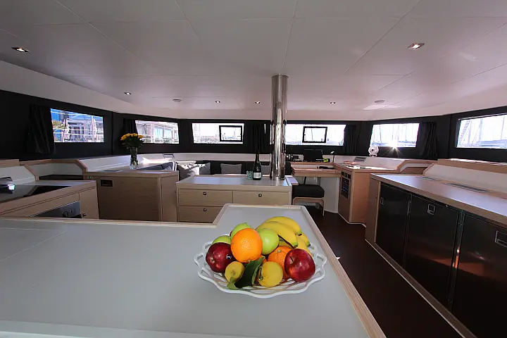Dufour Catamaran 48 5c+5h - 