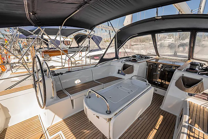 Sun Odyssey 519 - 4 cabs - 