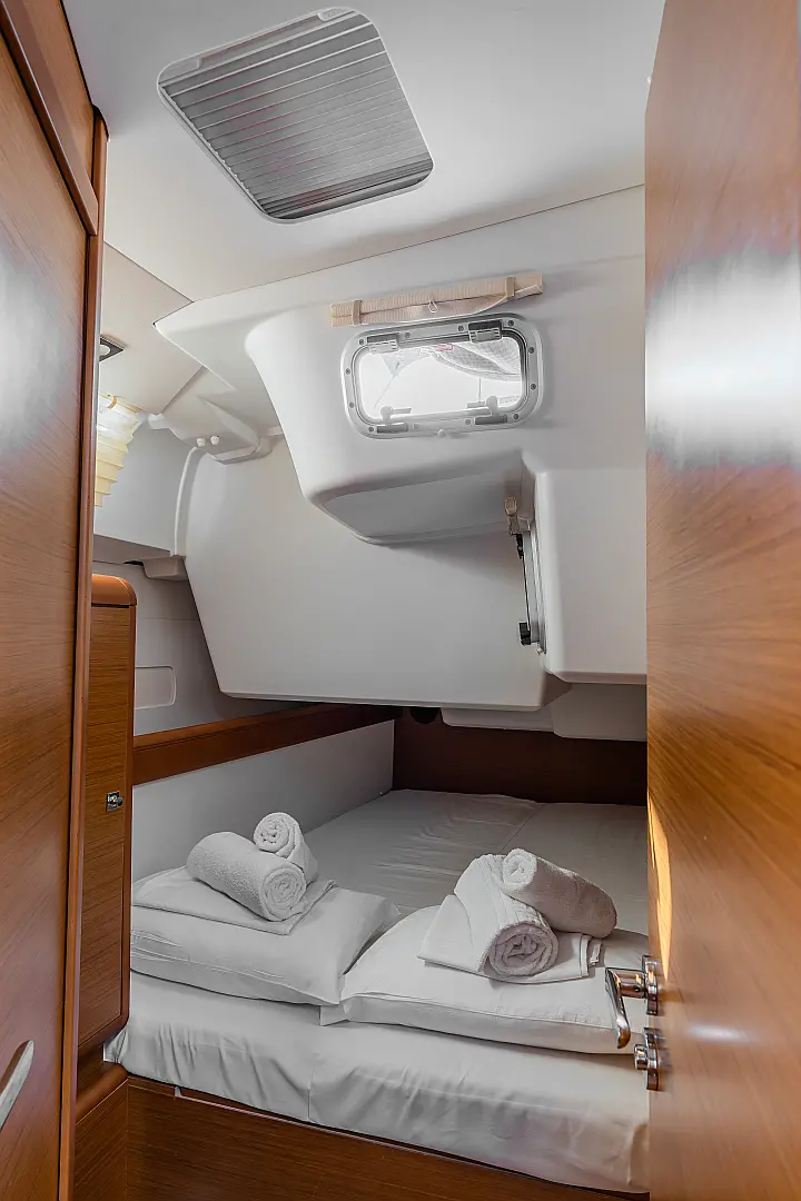 Sun Odyssey 519 - 4 cabs - 