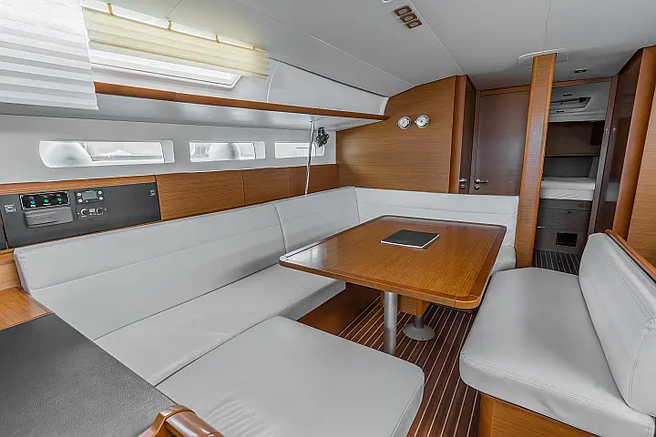 Sun Odyssey 519 - 4 cabs - 