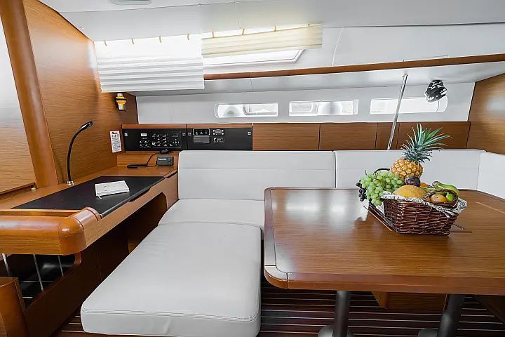 Sun Odyssey 519 - 4 cabs - 