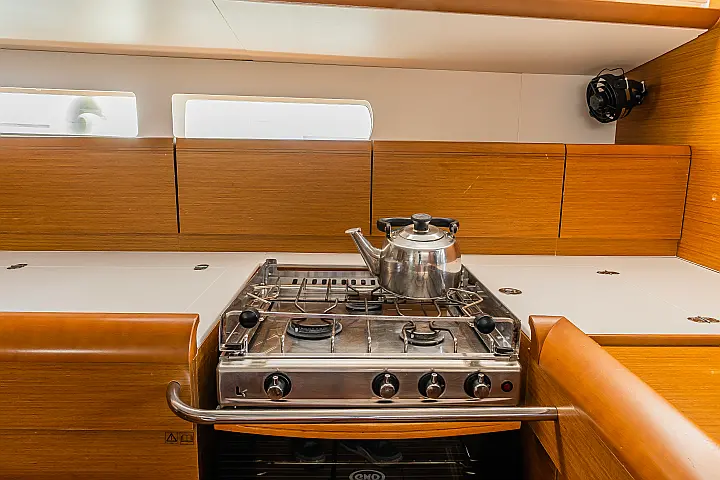 Sun Odyssey 519 - 4 cabs - 