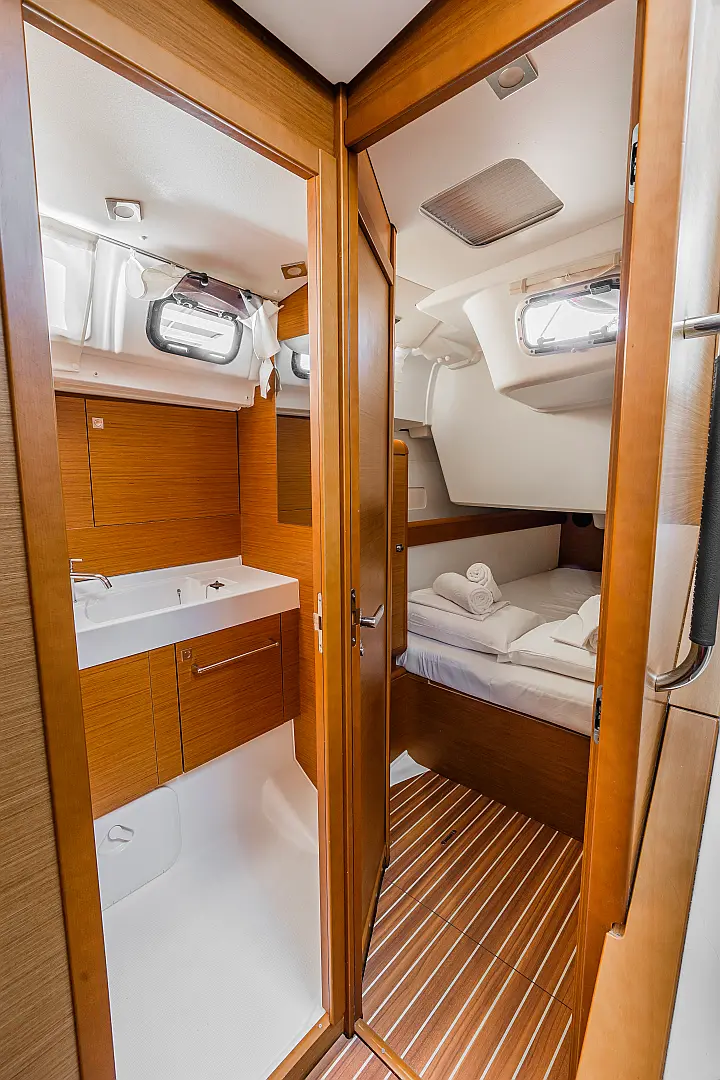 Sun Odyssey 519 - 4 cabs - 