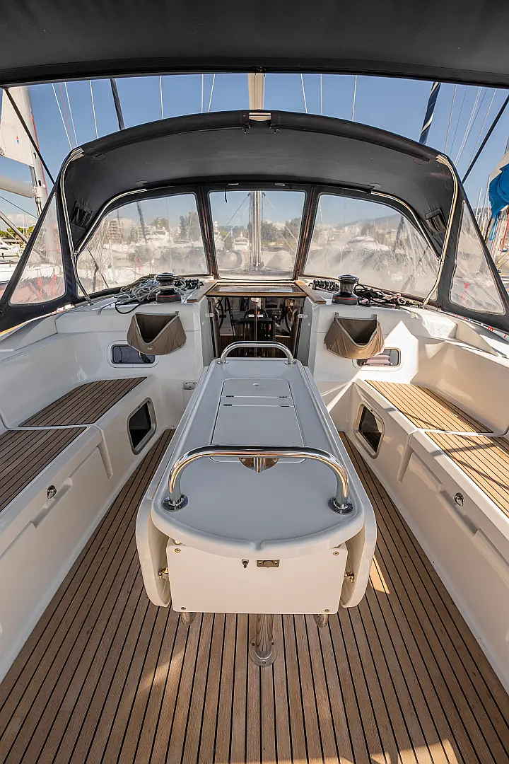 Sun Odyssey 519 - 4 cabs - 