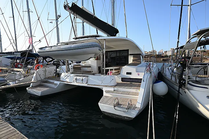 Lagoon 42 - 