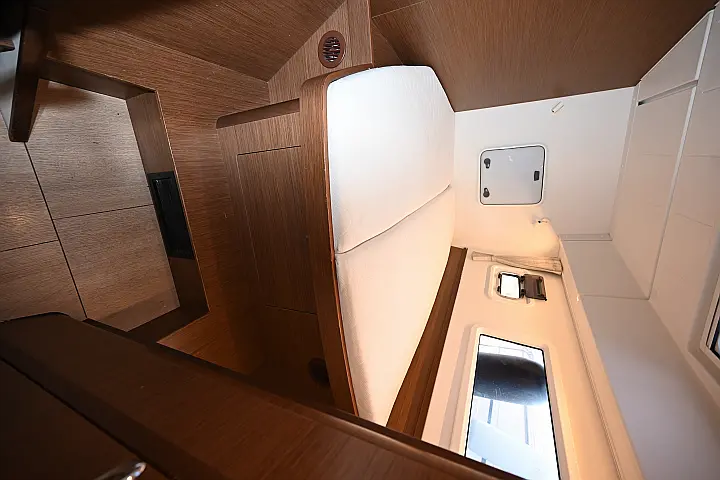 Lagoon 42 - 