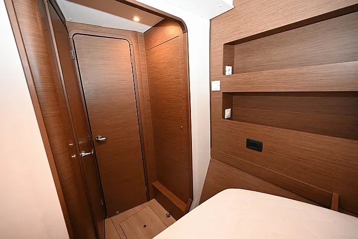 Lagoon 42 - 