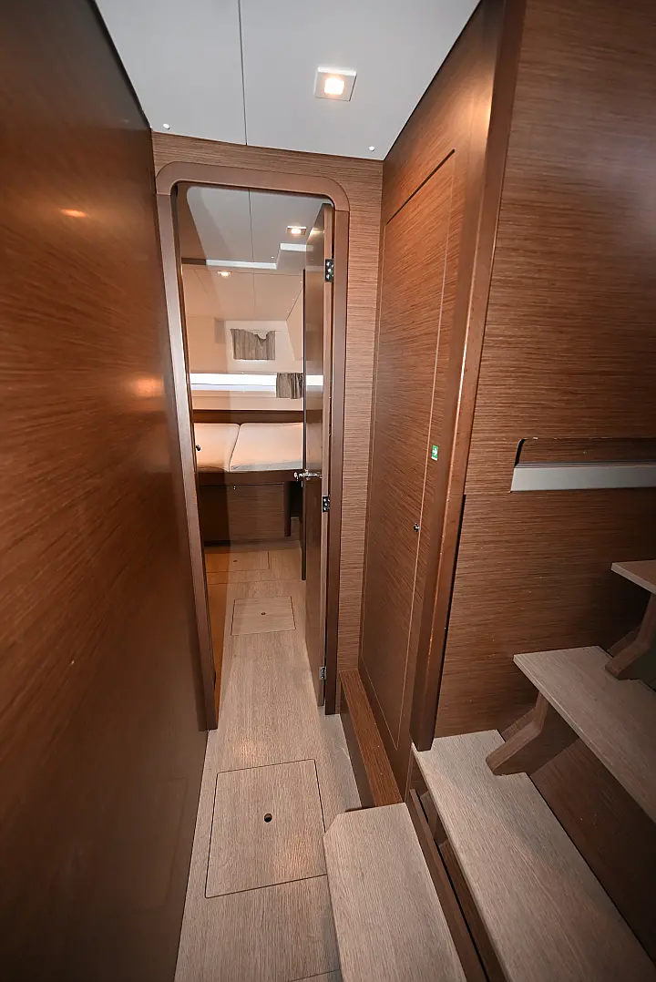 Lagoon 42 - 