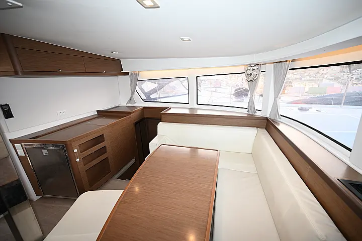 Lagoon 42 - 