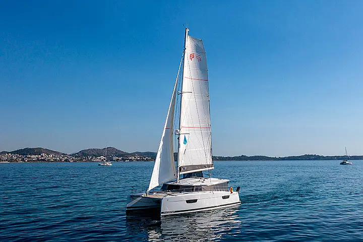 Astréa 42 - 