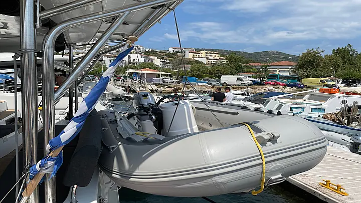 Lagoon 46 (AC, Gen, Watermaker)  - 