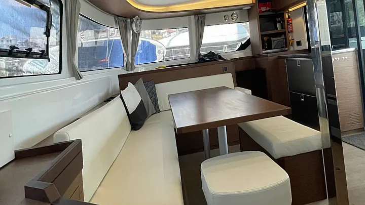 Lagoon 46 (AC, Gen, Watermaker)  - 