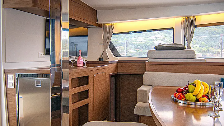 Lagoon 42 (A/C, Watermaker, Gen)_12 - 