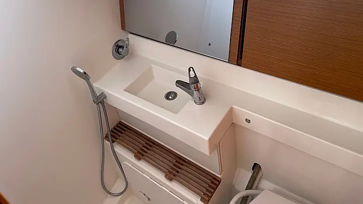 Sun Odyssey 440 (possible to be converted to 3 cabins) - 