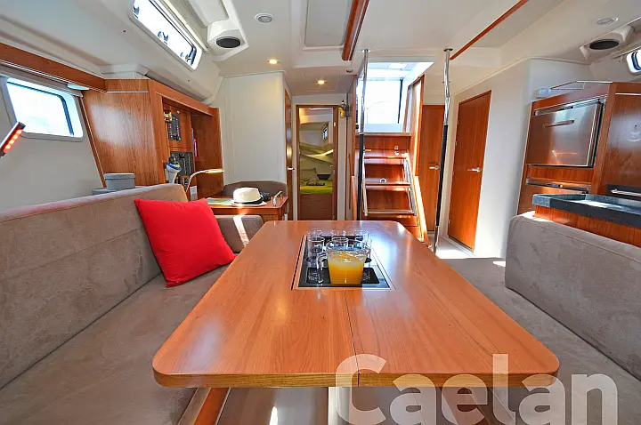Hanse 505 A/C & GEN - 