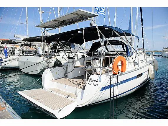 Bavaria 40 Cruiser - External image