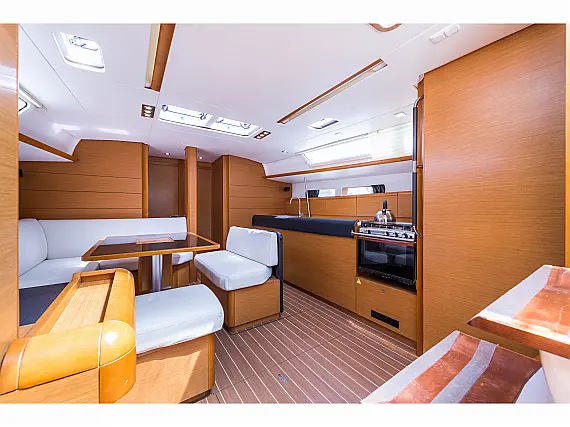 Jeanneau Sun Odyssey 469 - Internal image